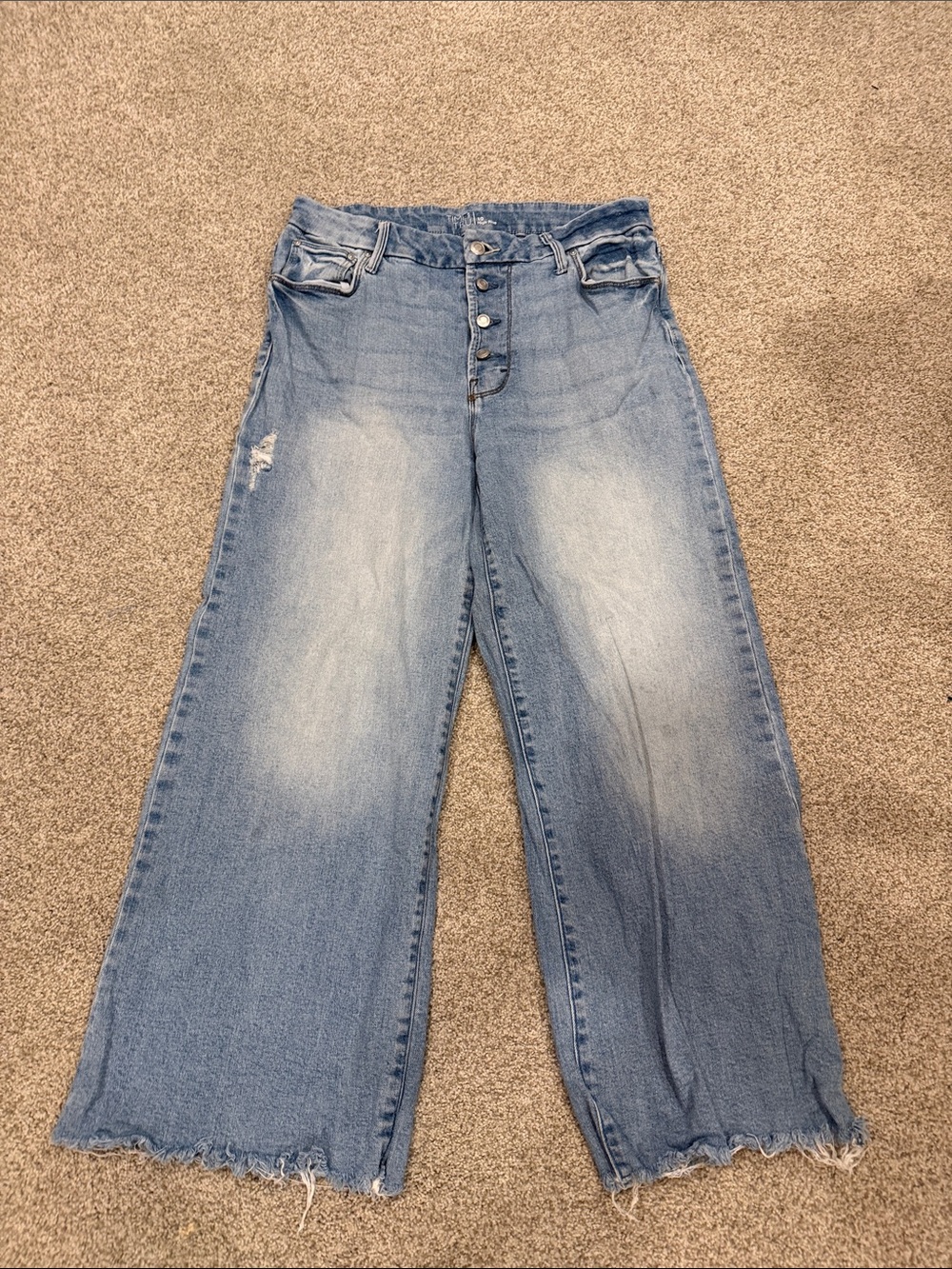 Women’s Time and Tru Light Blue Wide-Leg Button-Fly Jeans